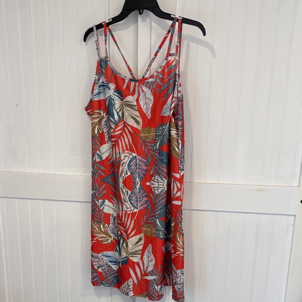 Doreyi  tropical Patterned Red & blue, stretchy Swim Cover-Up size XL